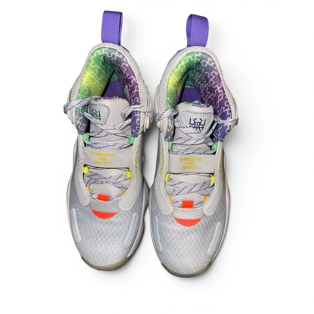 adidas D.O.N. Issue 3 Basketball Shoe 6.5 US Unisex Big Kid 